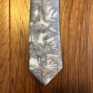 NWT Express Tie